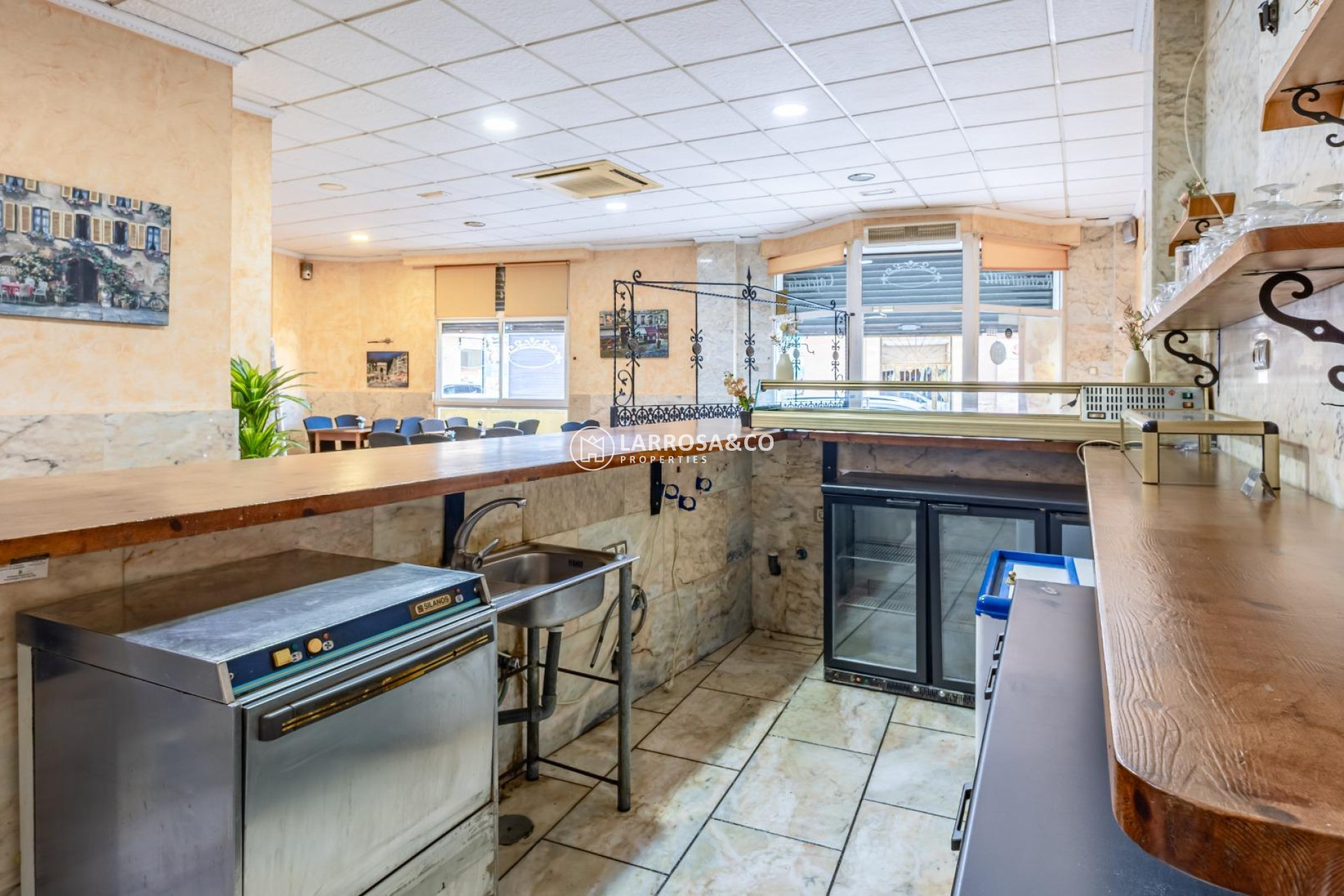 A Vendre - Commercial space - Torrevieja - Estacion de autobuses