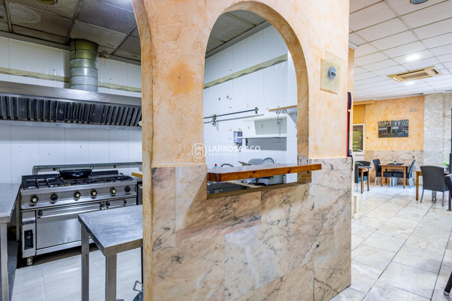 A Vendre - Commercial space - Torrevieja - Estacion de autobuses