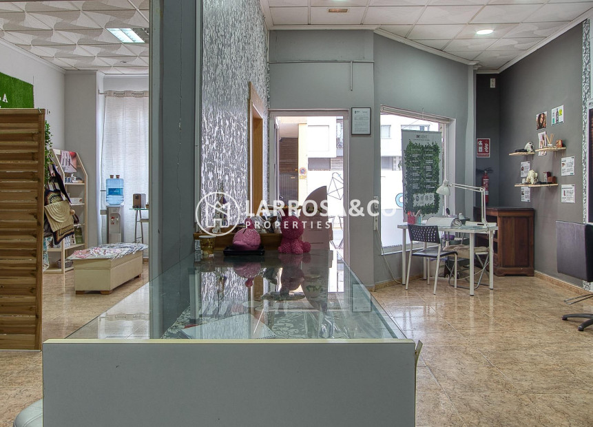 A Vendre - Commercial space - Torrevieja - La Mata