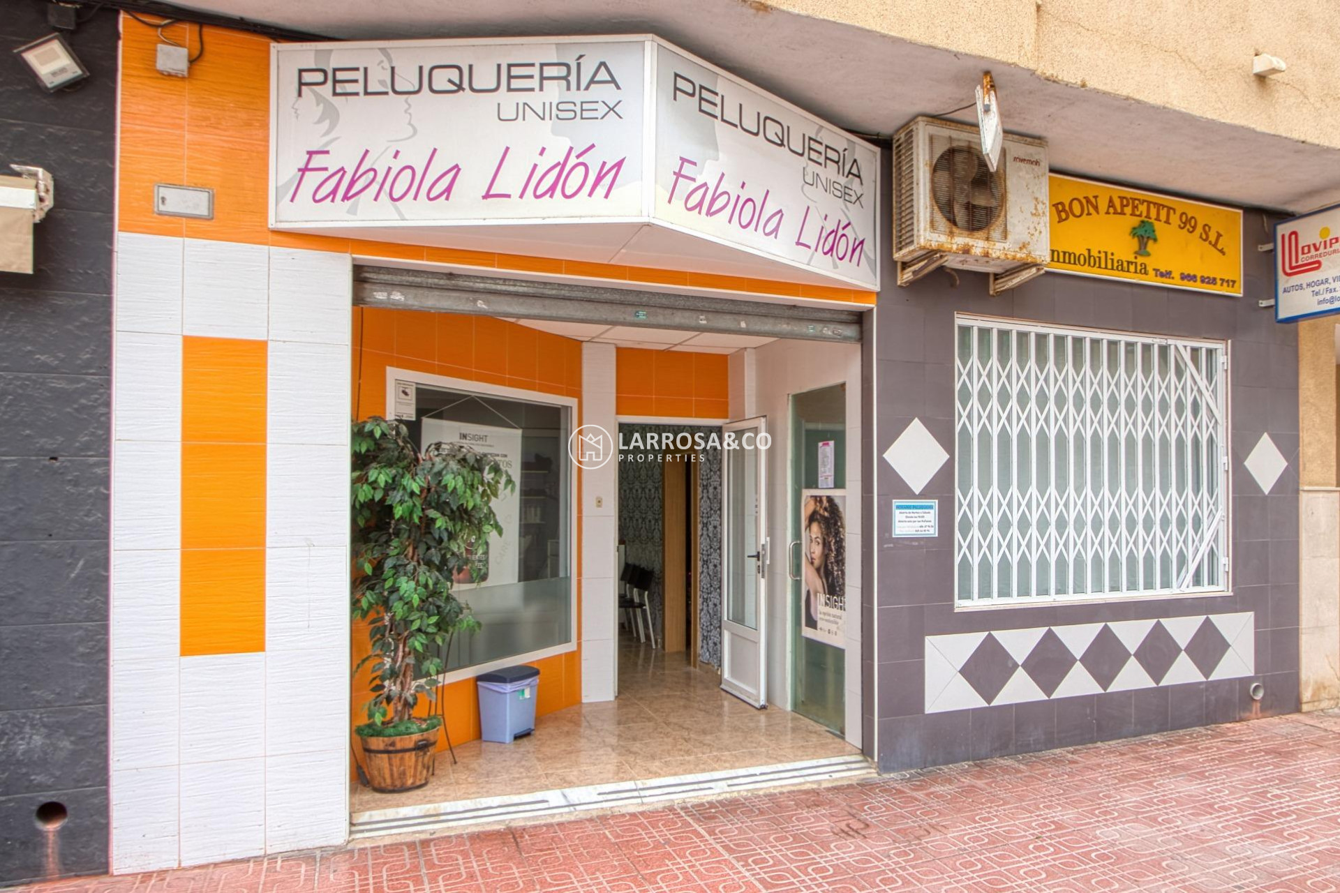 A Vendre - Commercial space - Torrevieja - La Mata