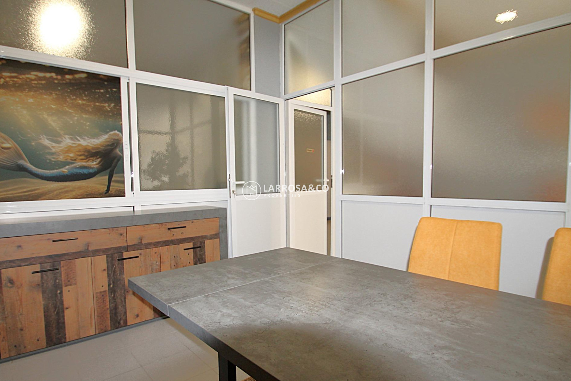 A Vendre - Commercial space - Torrevieja - Las Piscinas Naturales