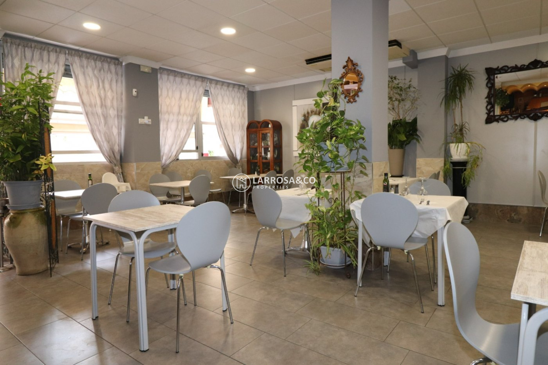 A Vendre - Commercial space - Torrevieja - Playa del cura