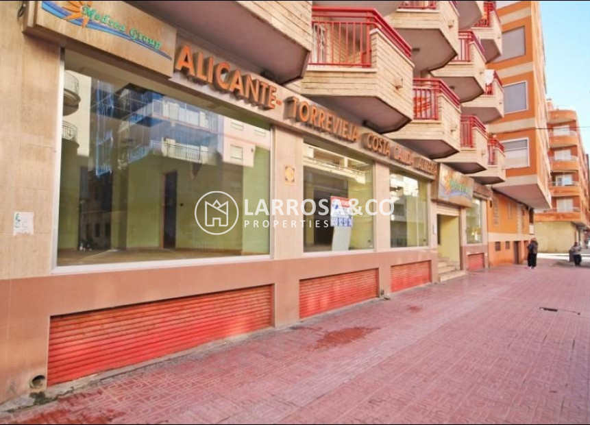 A Vendre - Commercial space - Torrevieja - Playa del cura