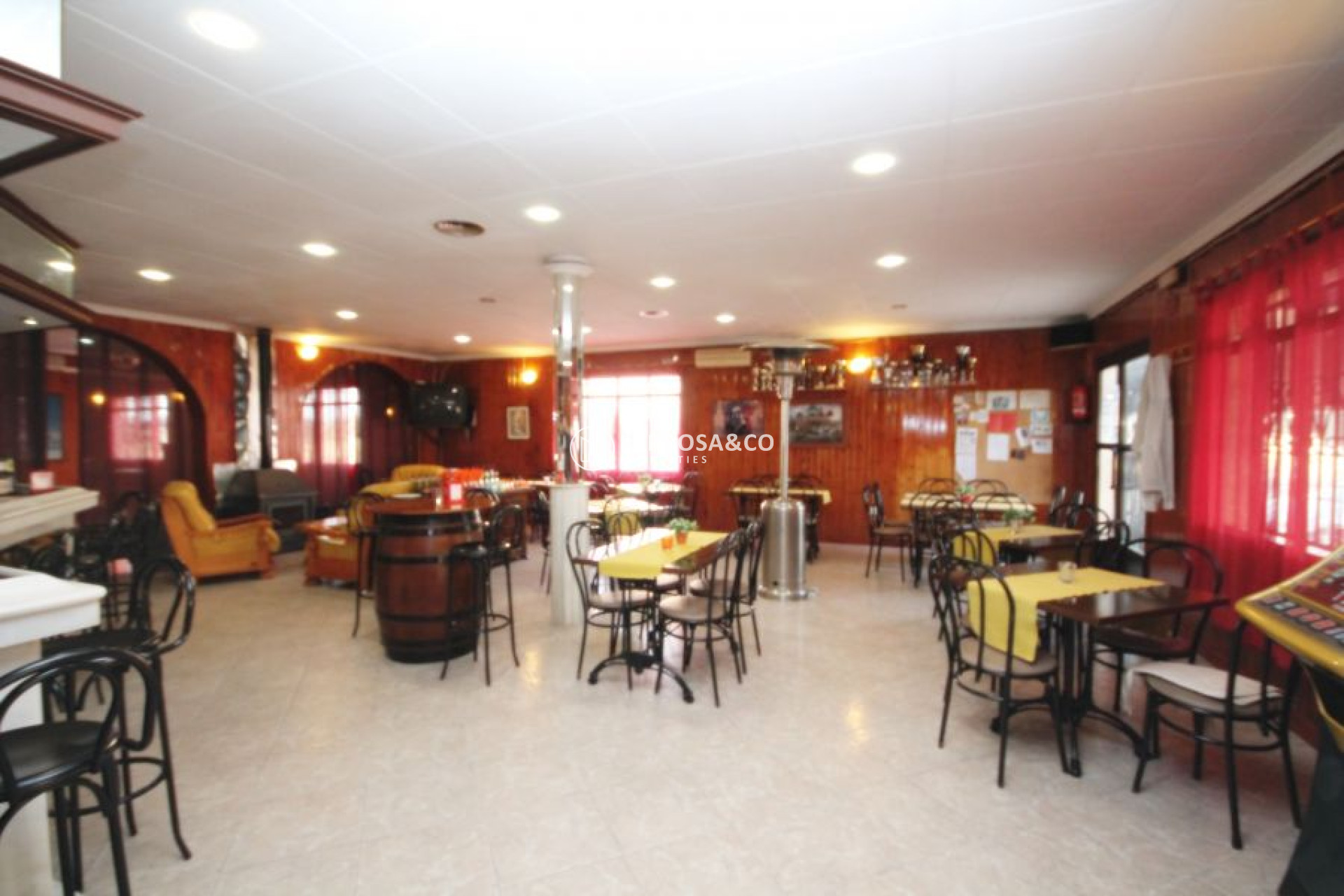 A Vendre - Commercial space - Torrevieja - Torretas