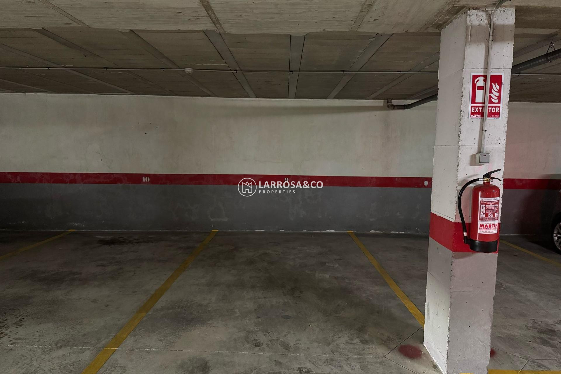 A Vendre - Garage - Torrevieja - Centro