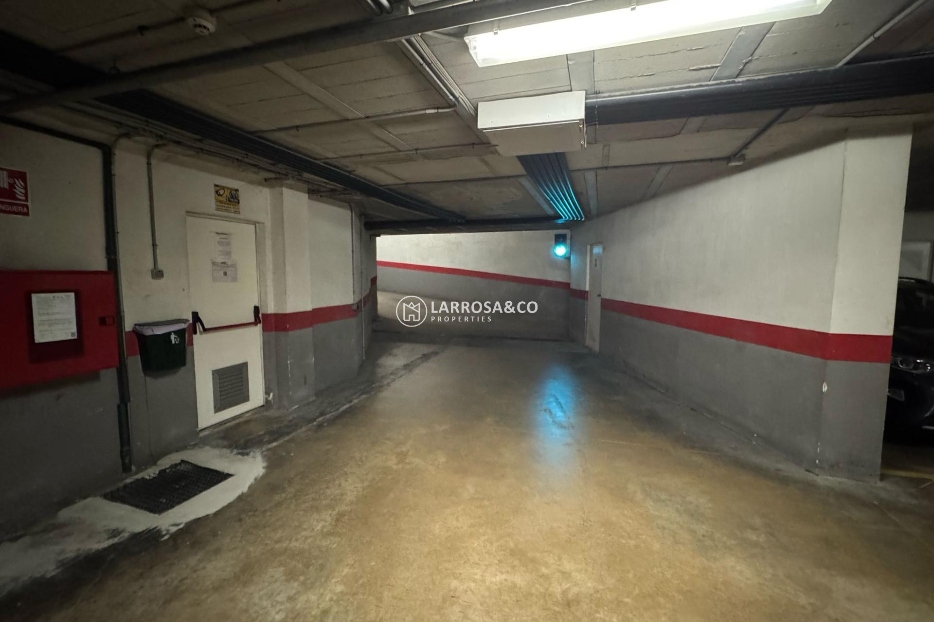 A Vendre - Garage - Torrevieja - Centro