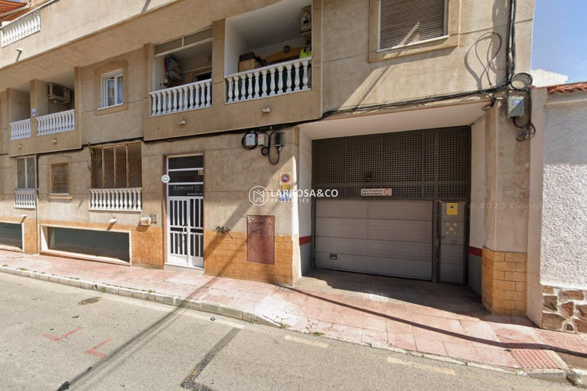 A Vendre - Garage - Torrevieja - Centro