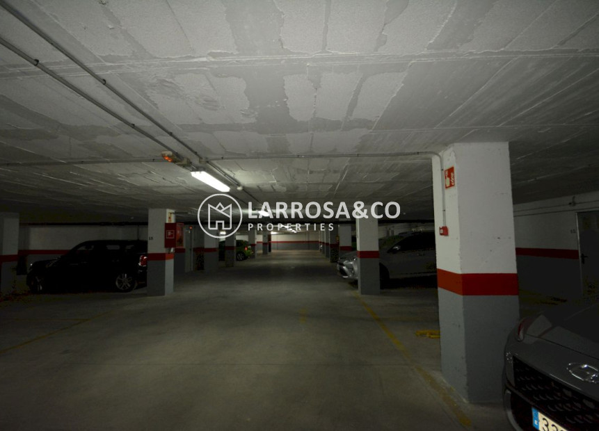 A Vendre - Garage - Torrevieja - Los Locos Beach