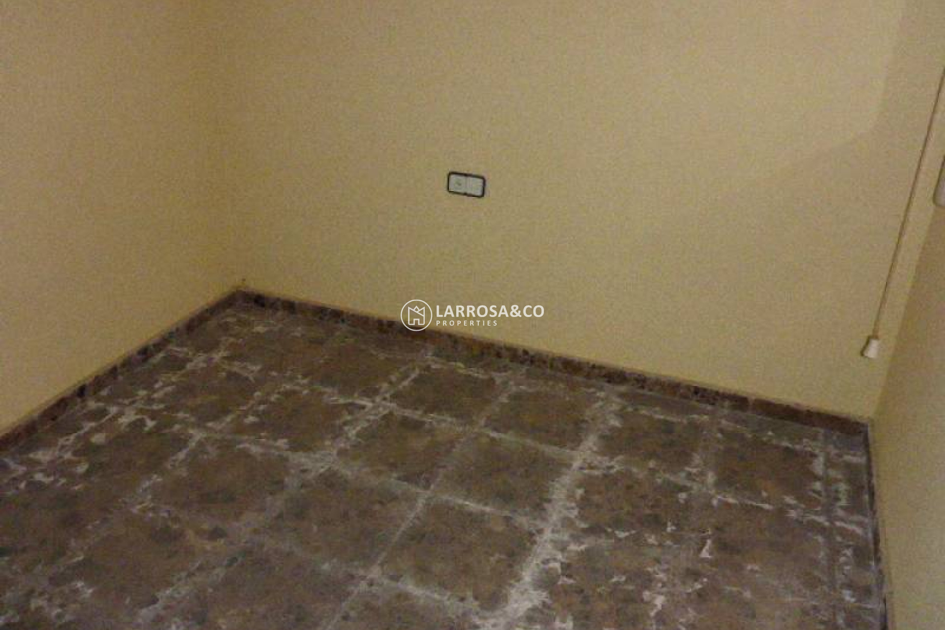 A Vendre - Ground floor apartment - Torrevieja - Centro