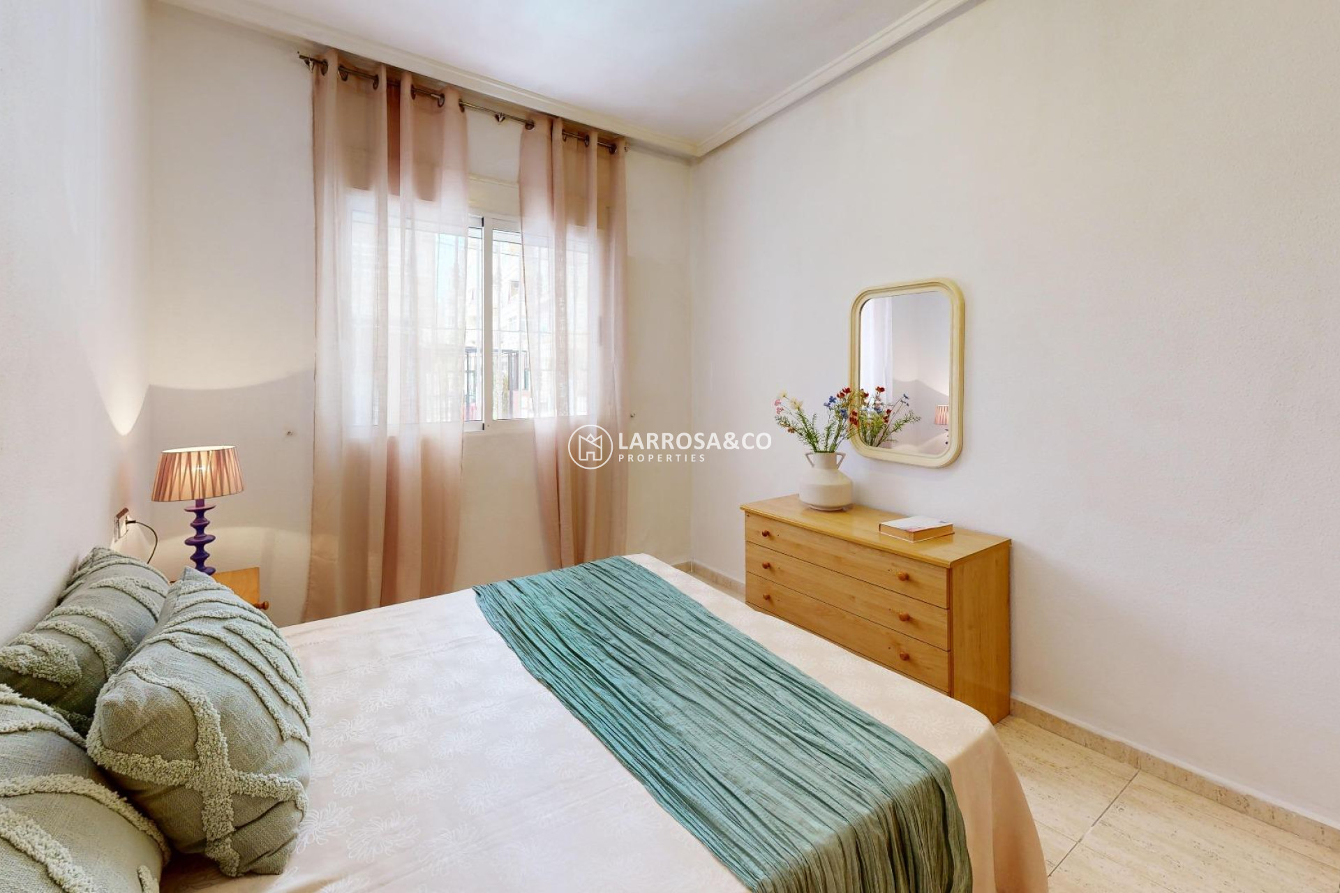 A Vendre - Ground floor apartment - Torrevieja - Estacion de autobuses