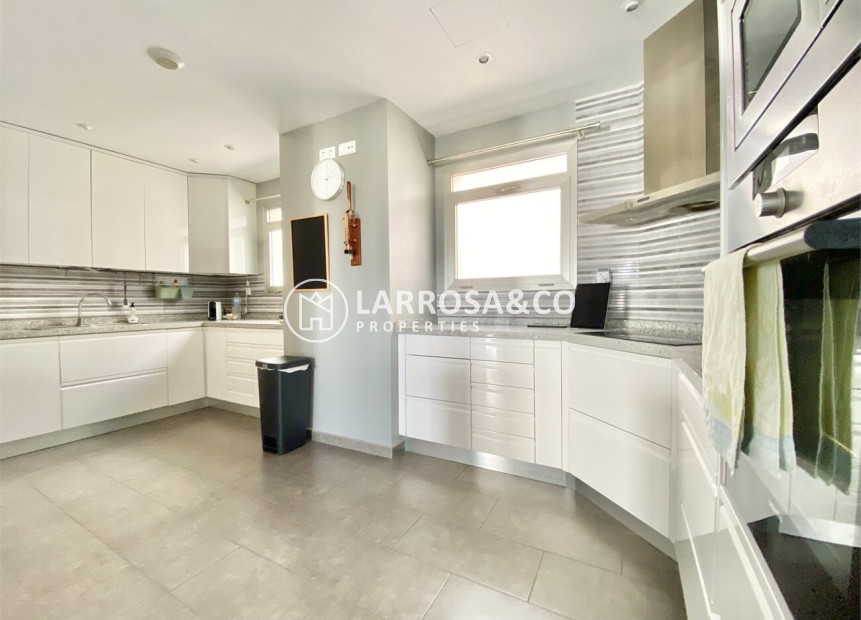 A Vendre - Penthouse  - Villamartín - Los Dolses