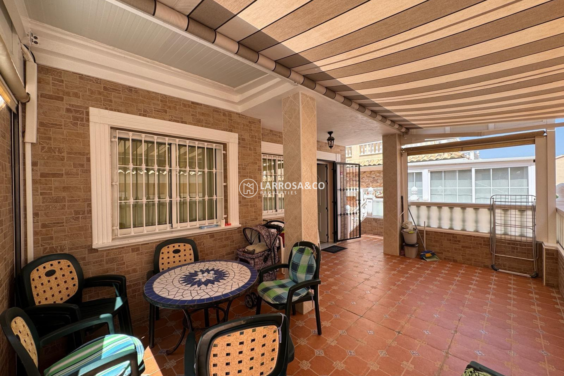 A Vendre - Semi-detached house - Guardamar del Segura - Urbanizaciones