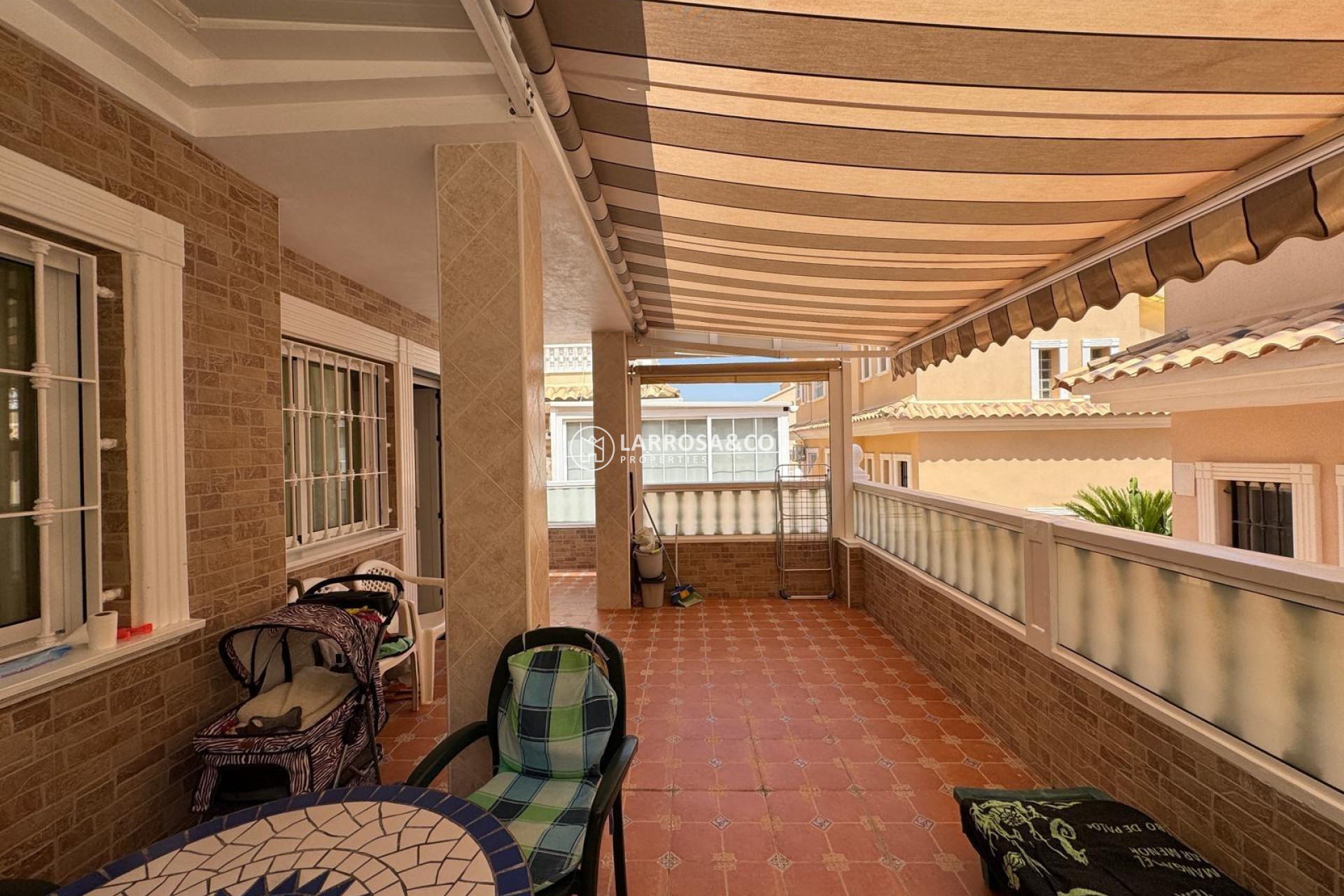 A Vendre - Semi-detached house - Guardamar del Segura - Urbanizaciones