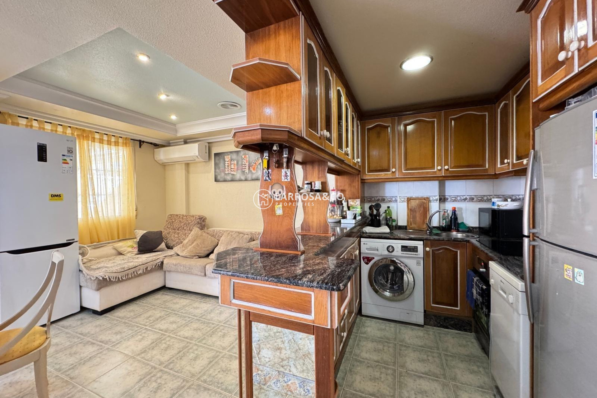 A Vendre - Semi-detached house - Guardamar del Segura - Urbanizaciones