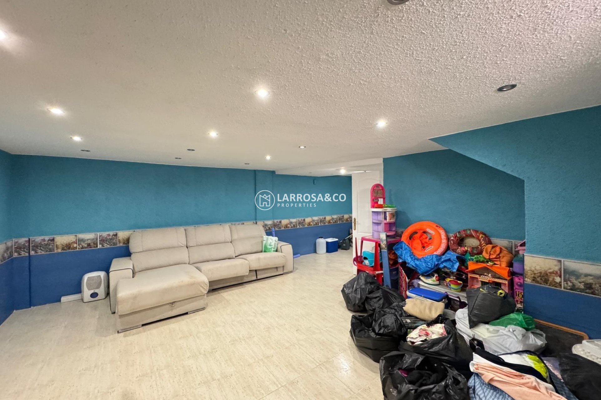 A Vendre - Semi-detached house - Guardamar del Segura - Urbanizaciones