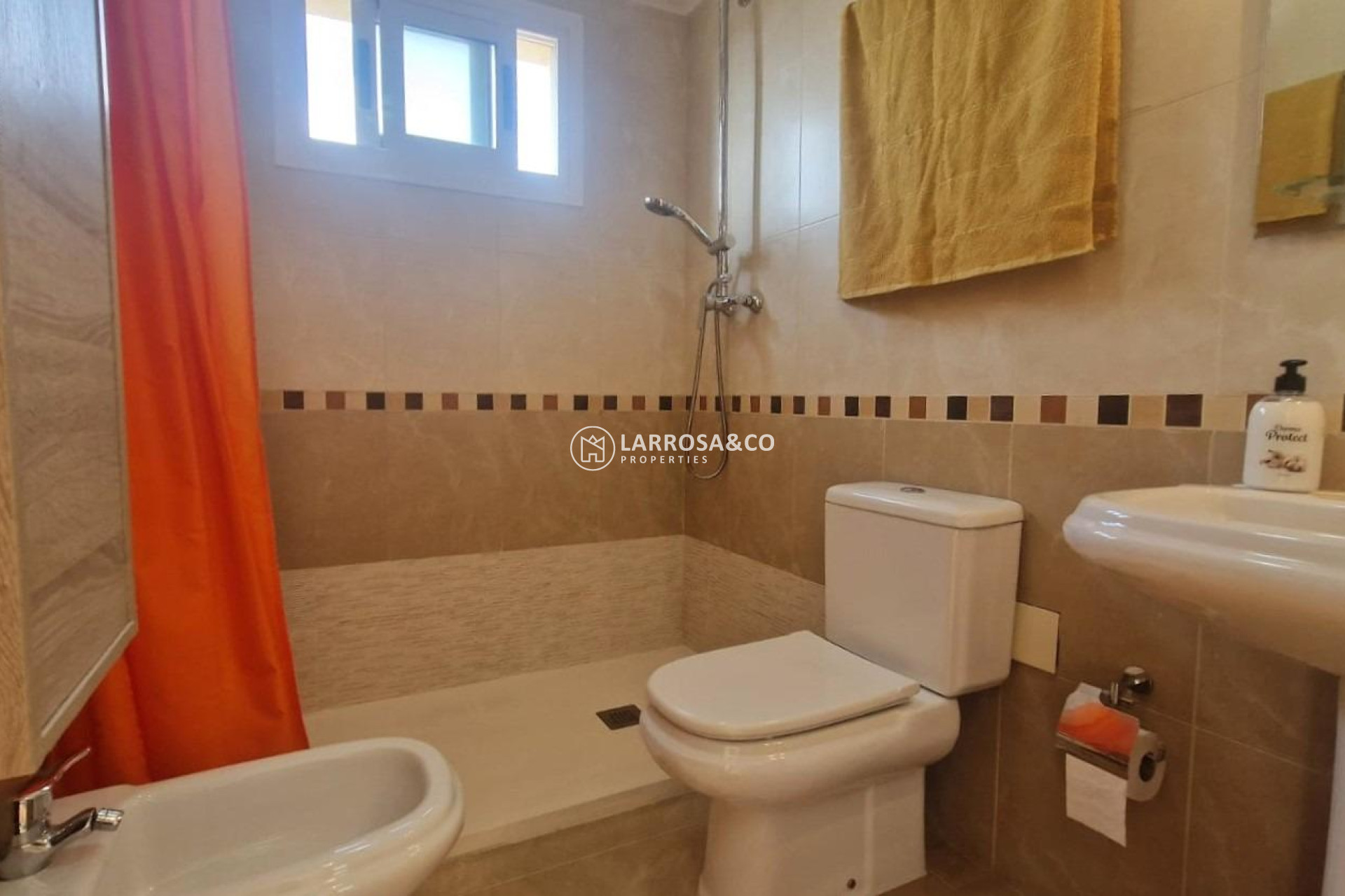 A Vendre - Semi-detached house - Los Montesinos - La Herrada