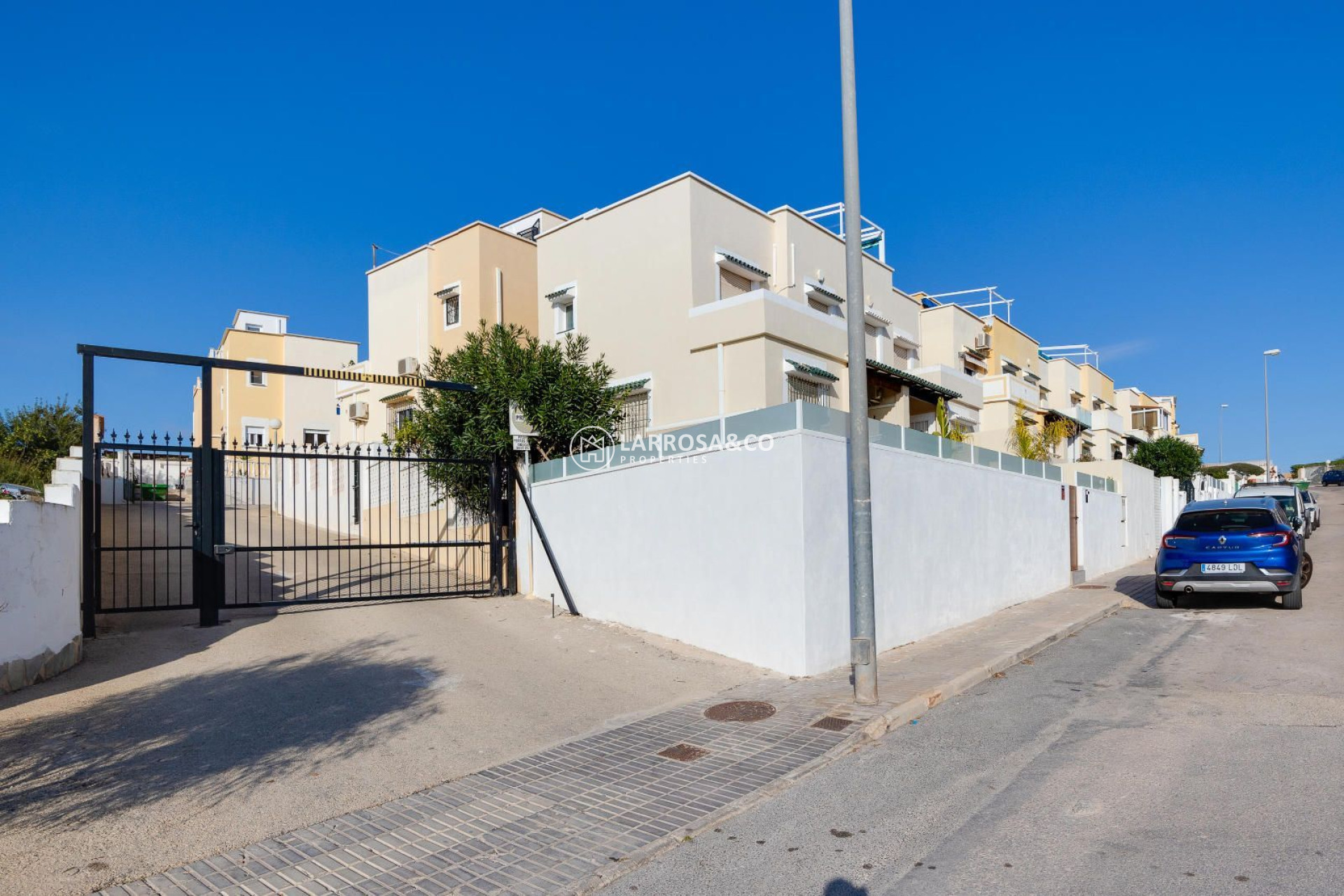 A Vendre - Semi-detached house - Orihuela costa - La Florida