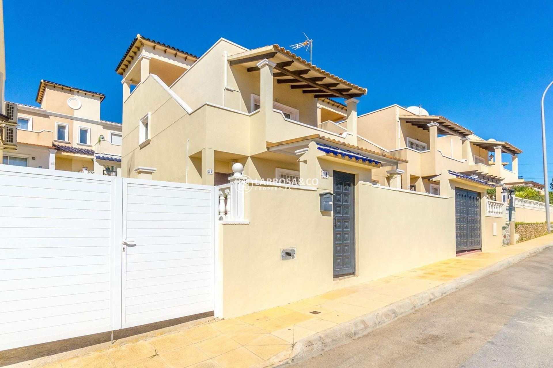A Vendre - Semi-detached house - San Miguel de Salinas - El galán