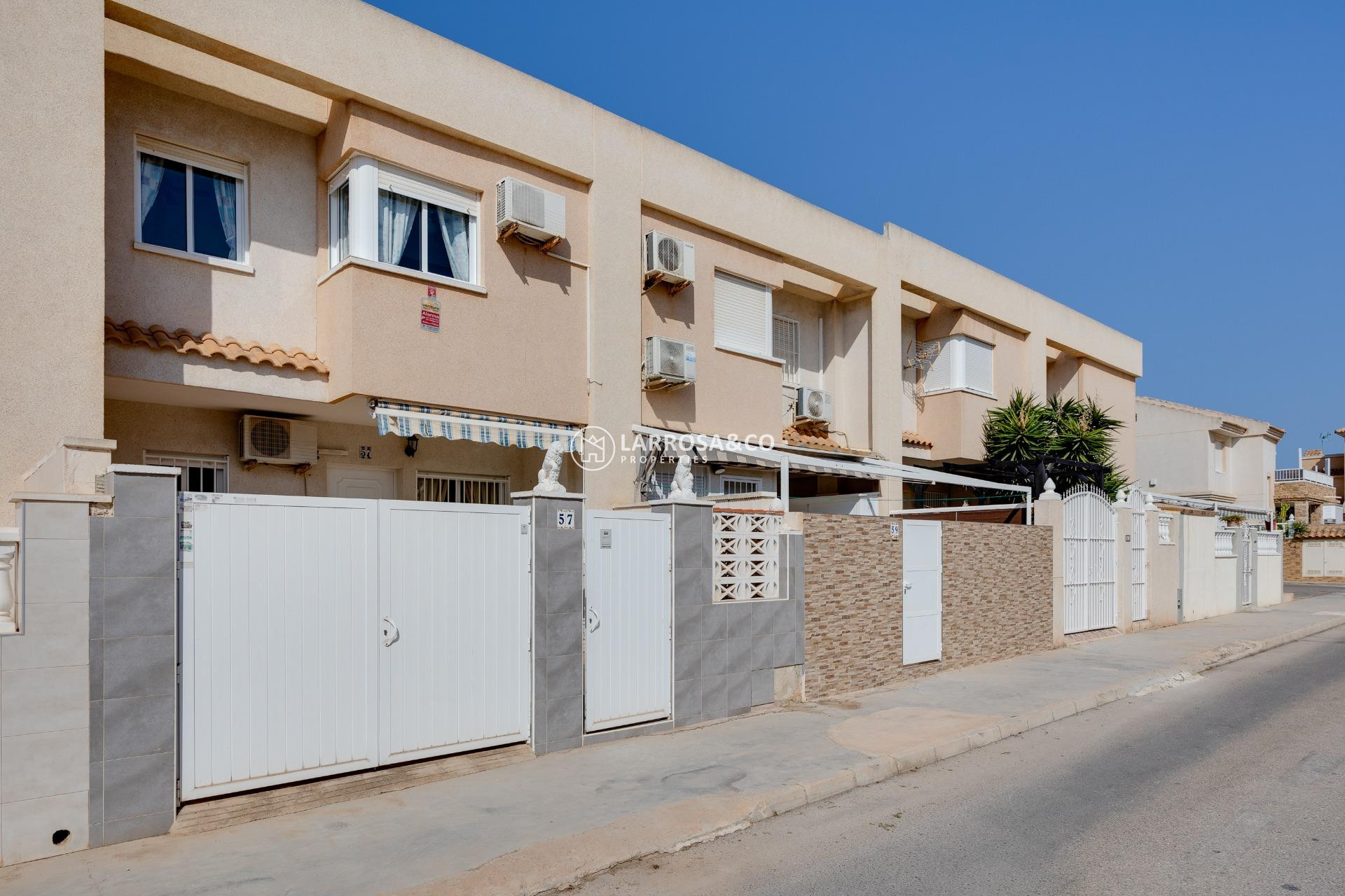 A Vendre - Semi-detached house - Torrevieja - Aguas nuevas 2