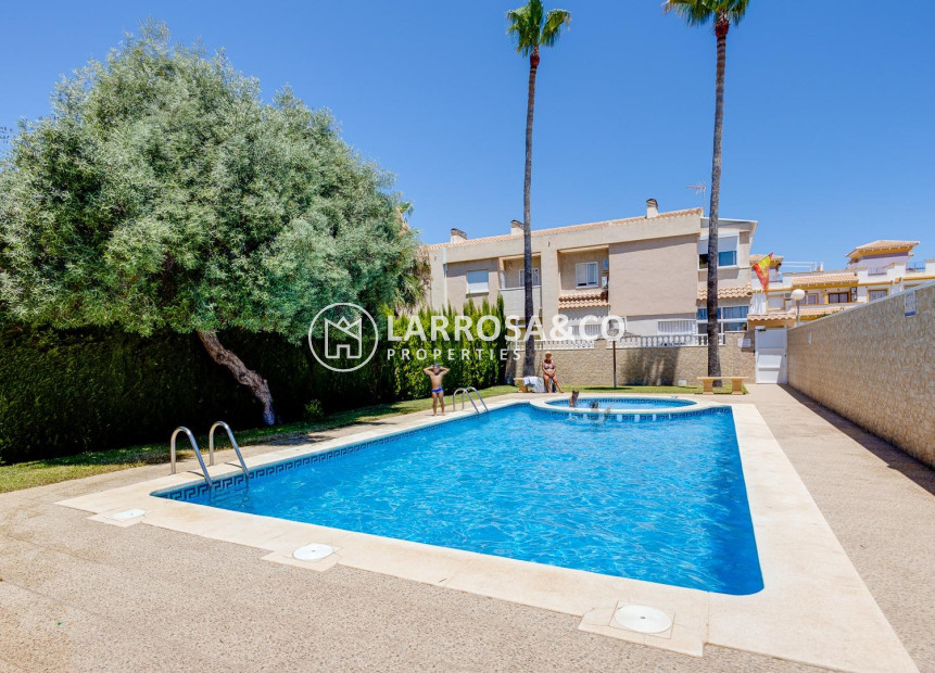 A Vendre - Semi-detached house - Torrevieja - Aguas nuevas 2