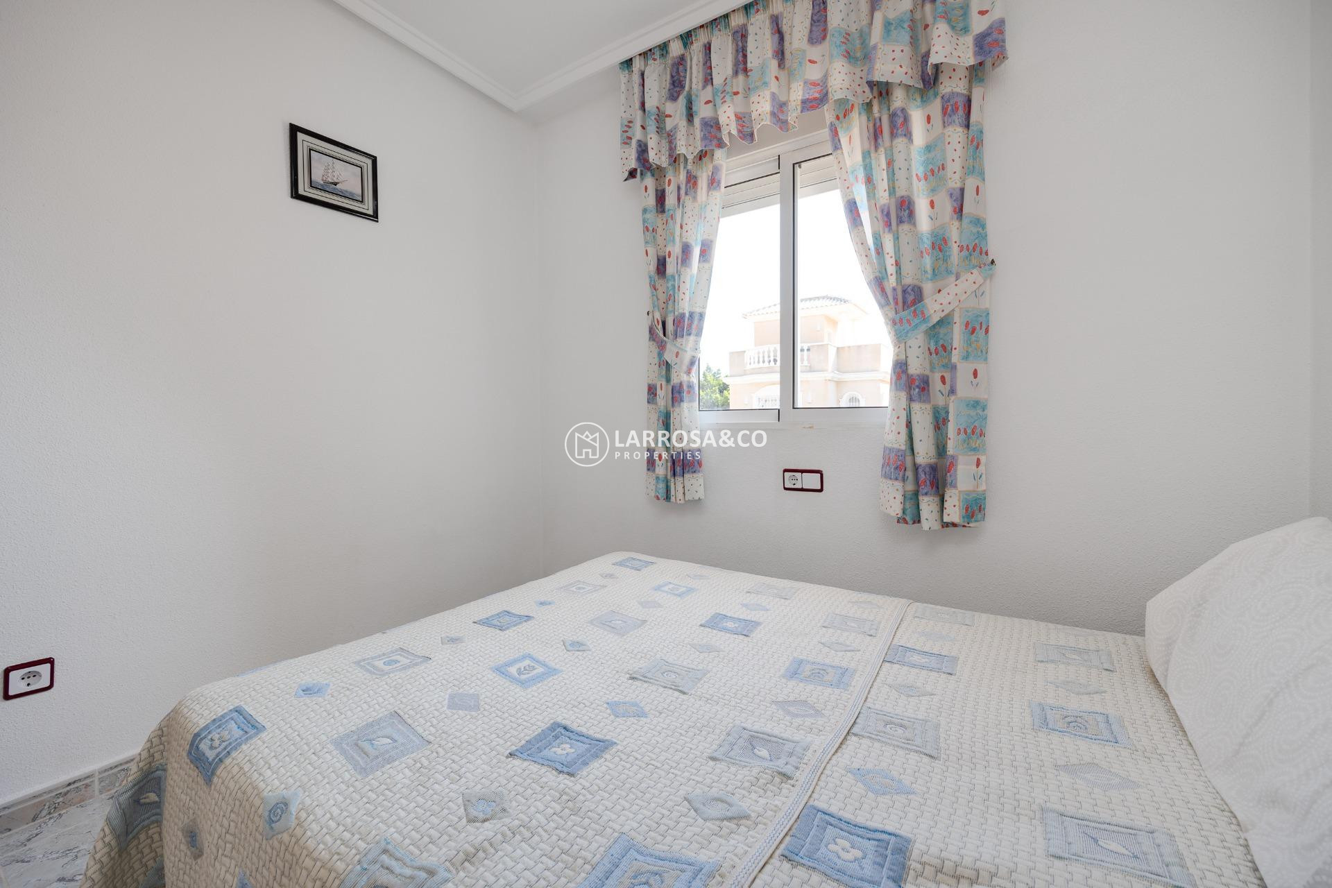 A Vendre - Semi-detached house - Torrevieja - Aguas nuevas 2