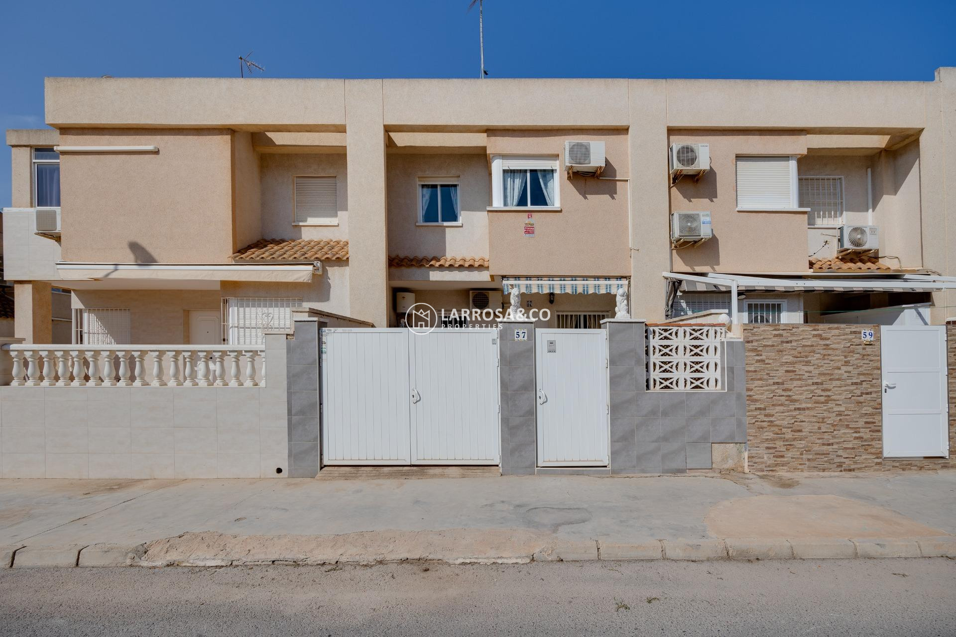 A Vendre - Semi-detached house - Torrevieja - Aguas nuevas 2