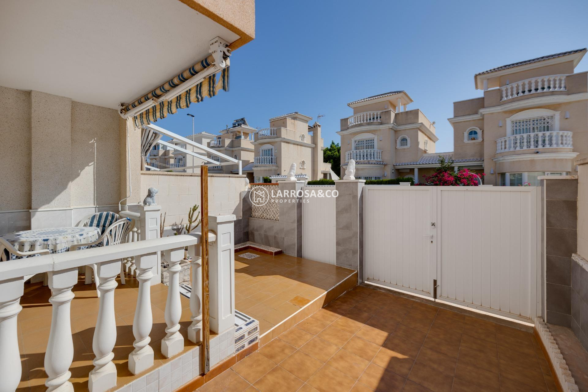 A Vendre - Semi-detached house - Torrevieja - Aguas nuevas 2