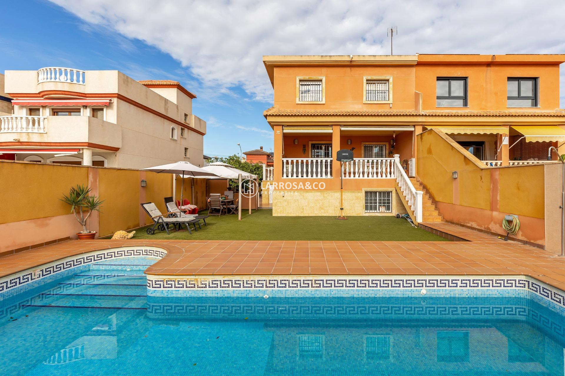 A Vendre - Semi-detached house - Torrevieja - Aguas Nuevas