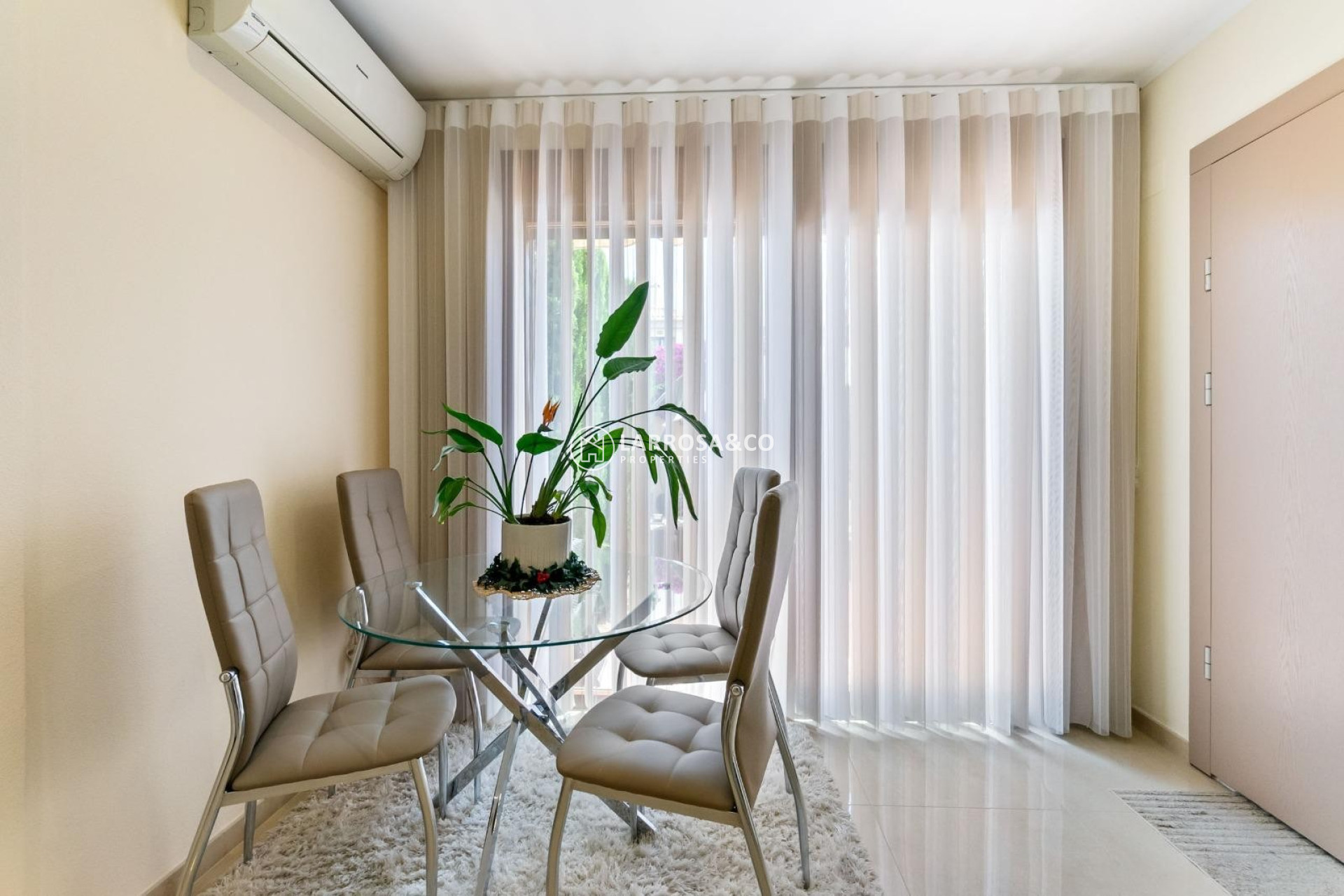 A Vendre - Semi-detached house - Torrevieja - Aguas Nuevas