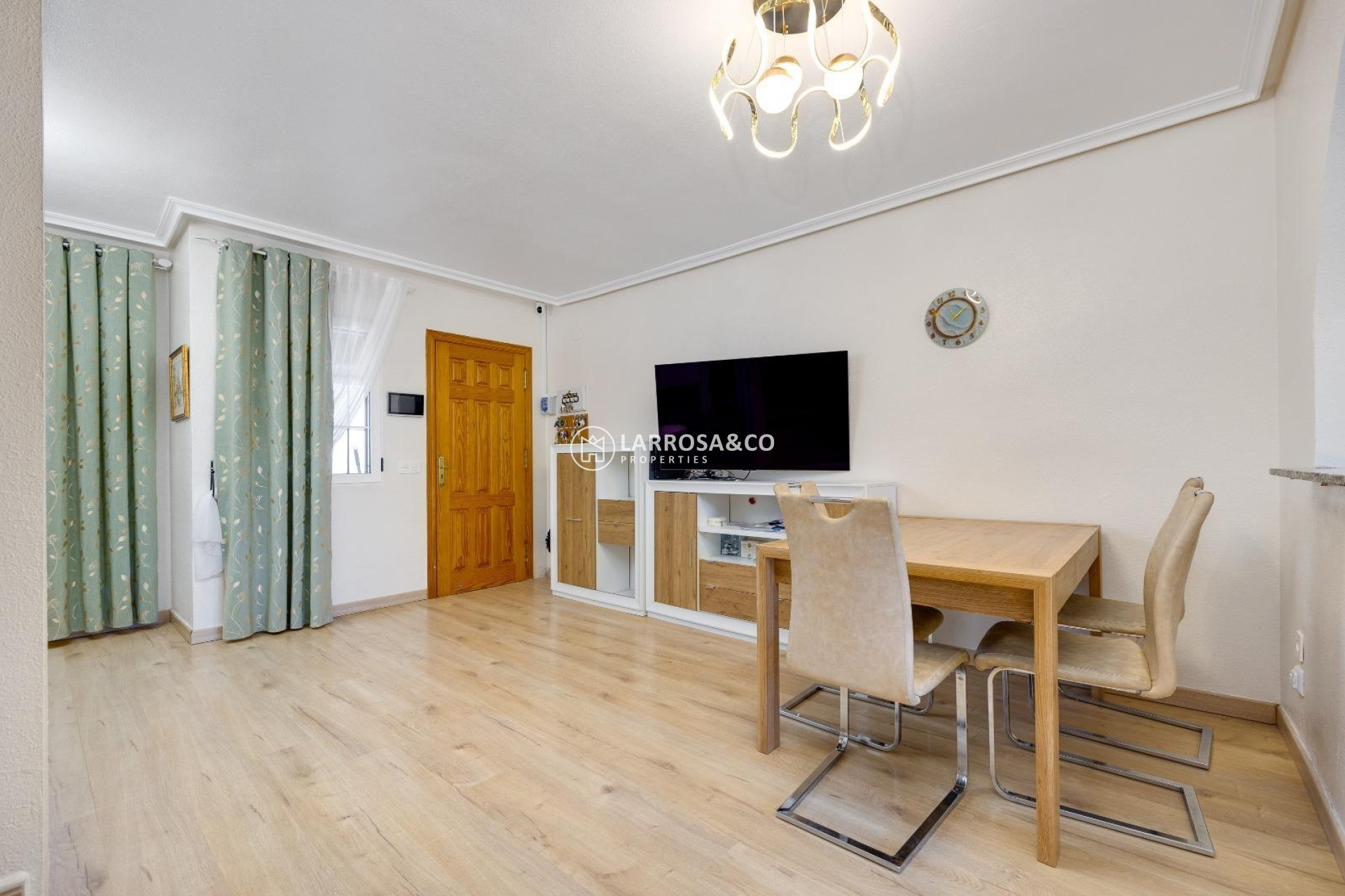 A Vendre - Semi-detached house - Torrevieja - Aguas Nuevas