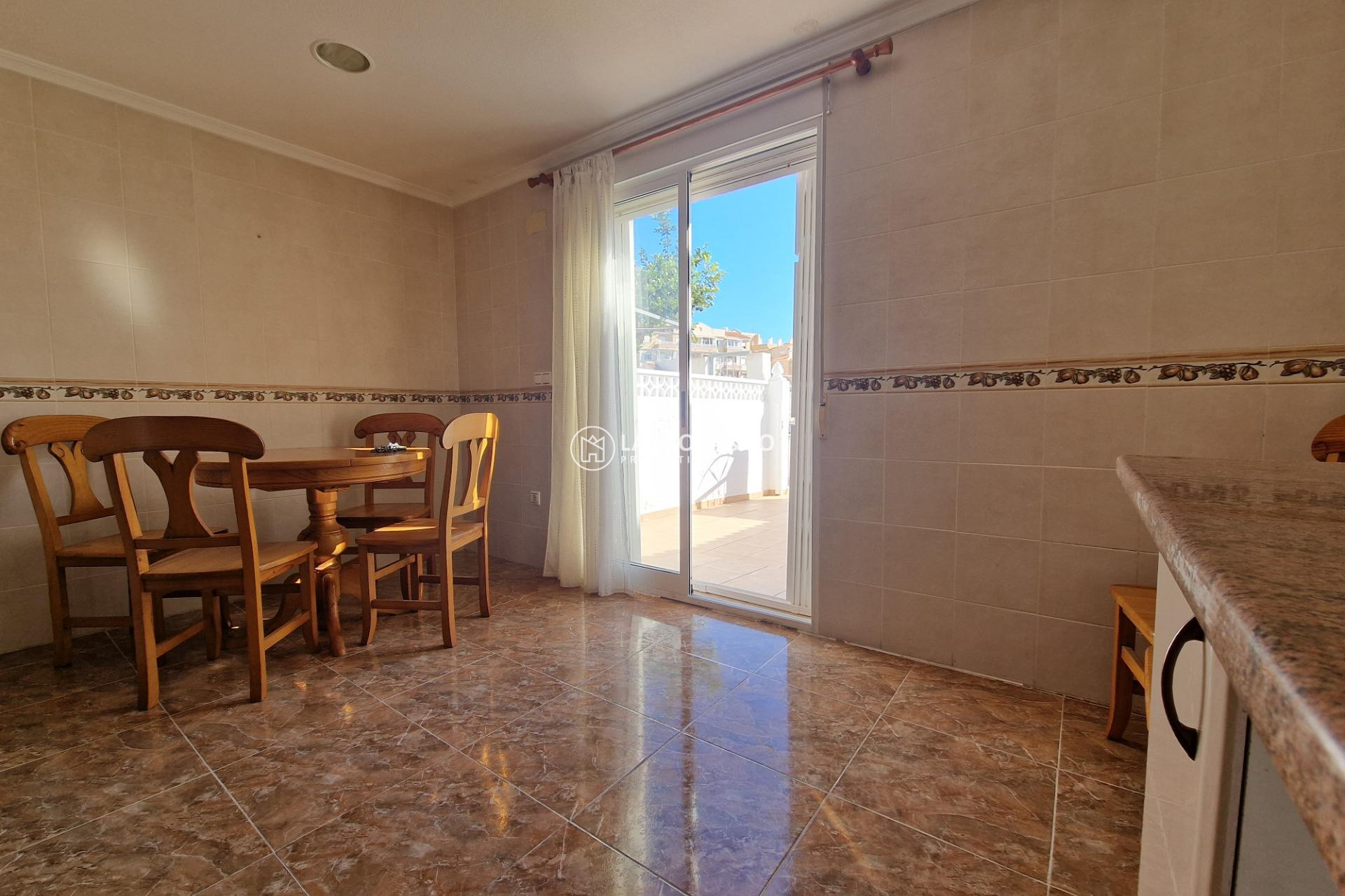 A Vendre - Semi-detached house - Torrevieja - Estacion de autobuses