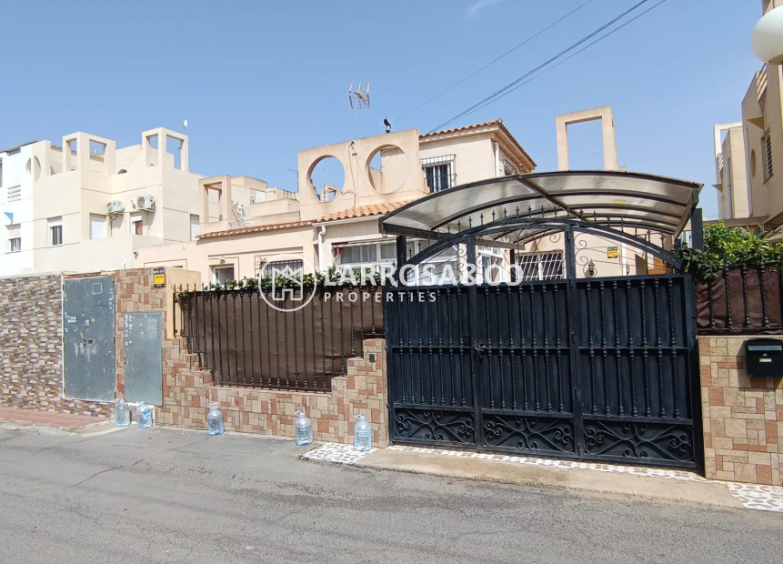 A Vendre - Semi-detached house - Torrevieja - La Siesta - El Salado - Torreta