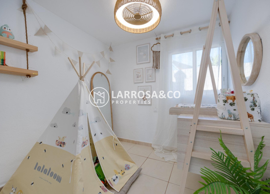 A Vendre - Semi-detached house - Torrevieja - Los Balcones