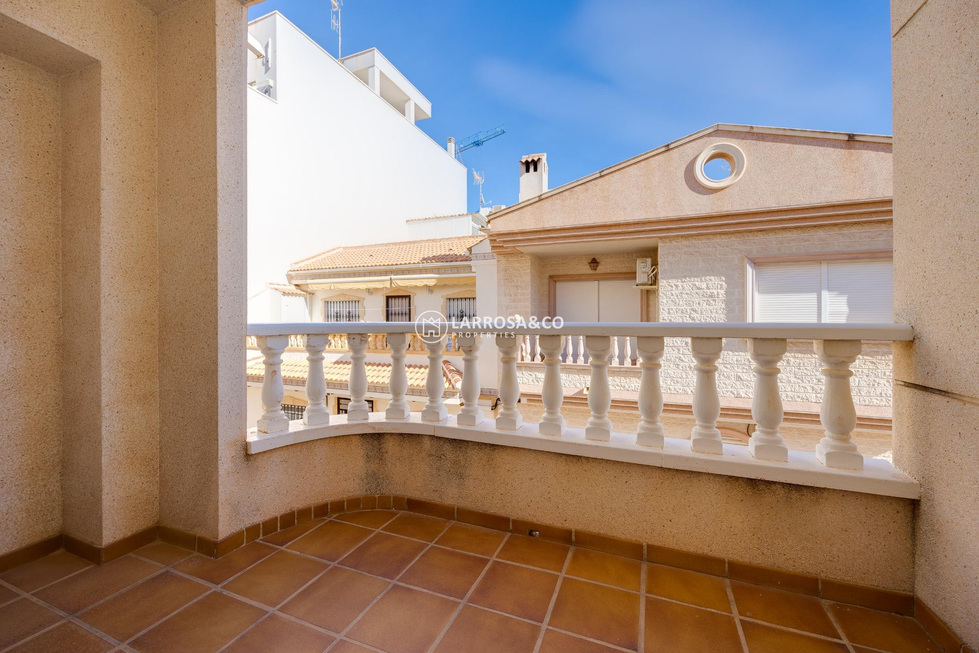 A Vendre - Semi-detached house - Torrevieja - Paseo maritimo