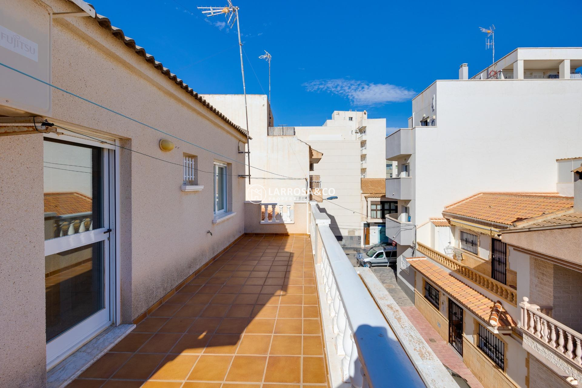 A Vendre - Semi-detached house - Torrevieja - Paseo maritimo