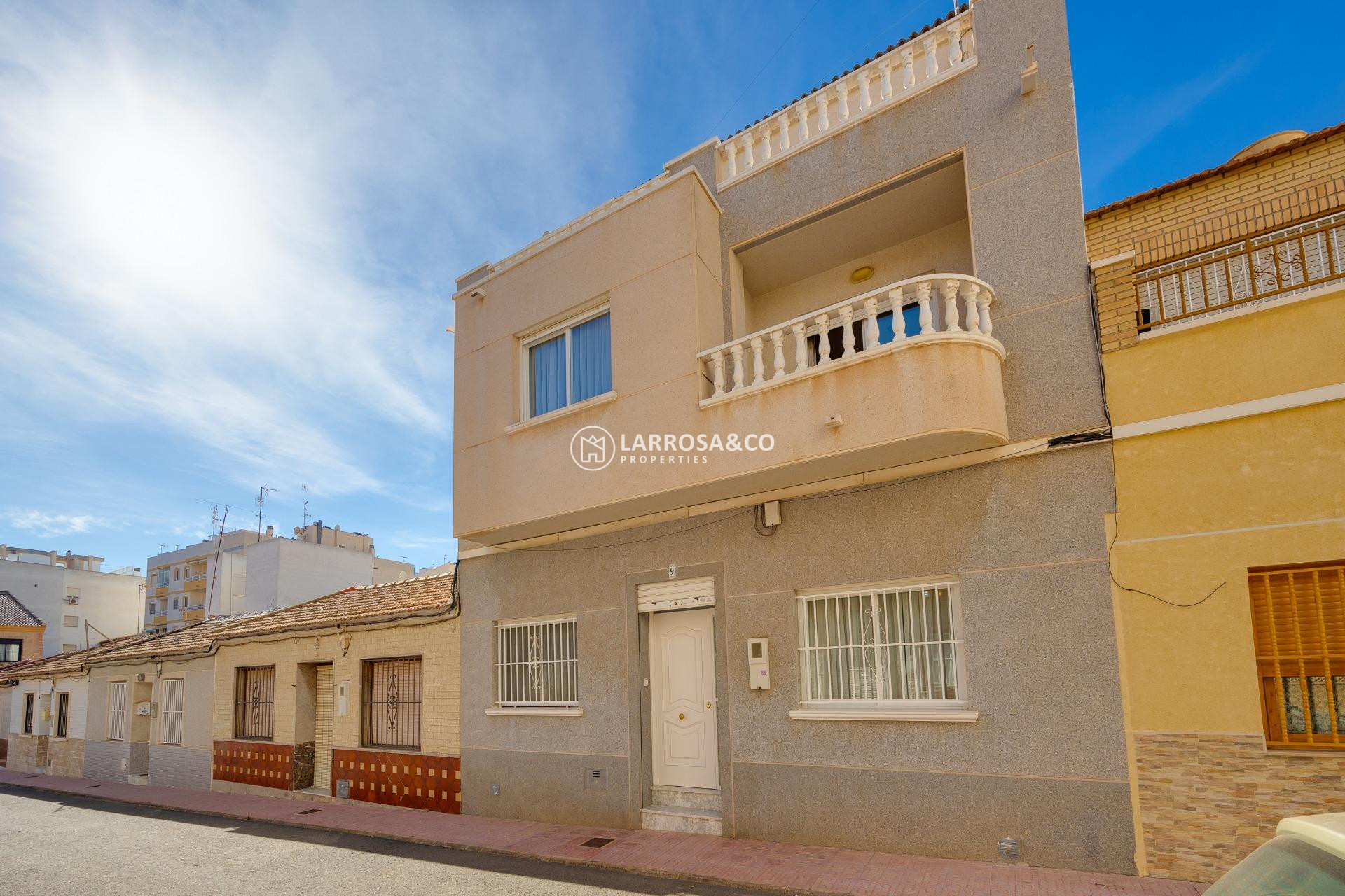 A Vendre - Semi-detached house - Torrevieja - Paseo maritimo