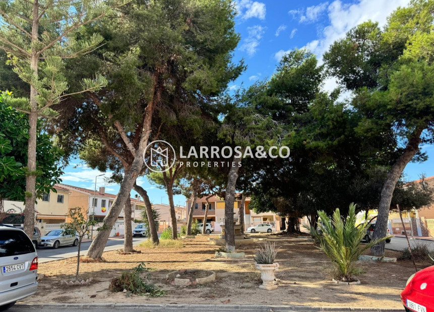 A Vendre - Semi-detached house - Torrevieja - Playa de los Naufragos