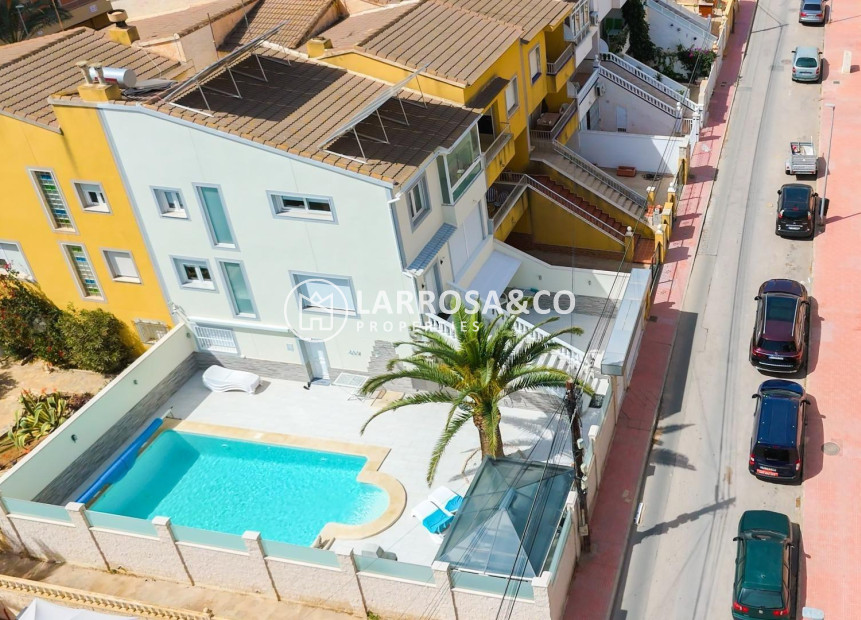 A Vendre - Semi-detached house - Torrevieja - Punta Prima