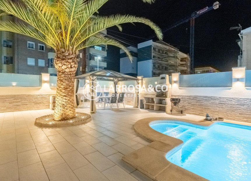 A Vendre - Semi-detached house - Torrevieja - Punta Prima