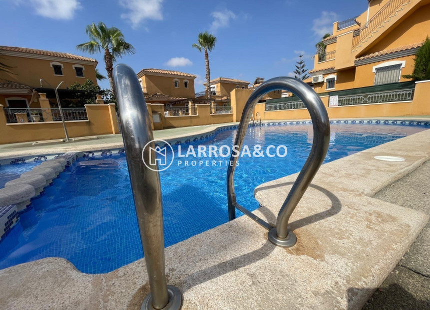 A Vendre - Semi-detached house - Torrevieja - Sector 25