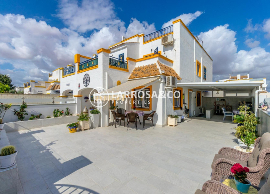 A Vendre - Semi-detached house - Torrevieja - Torreta florida