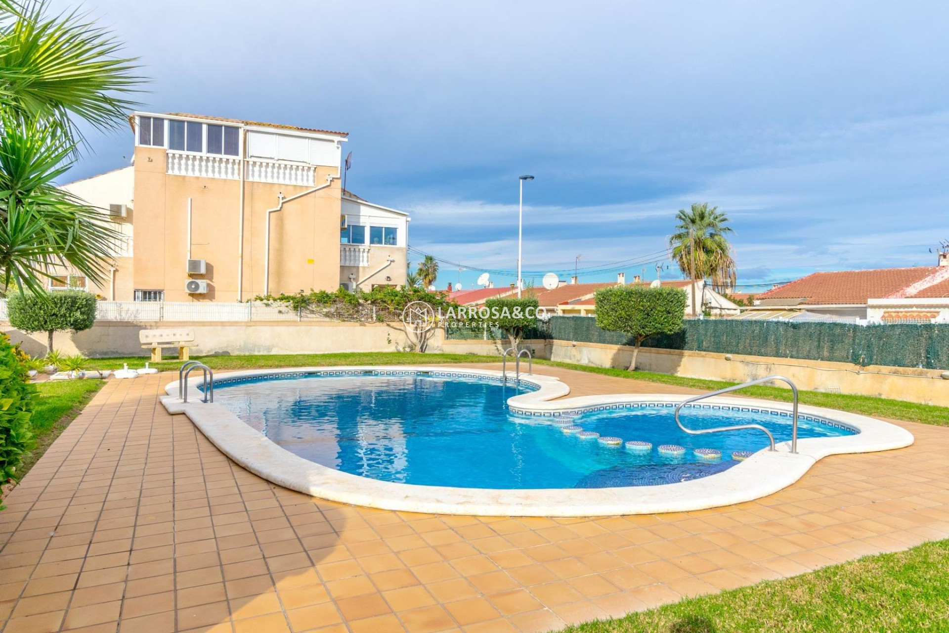 A Vendre - Semi-detached house - Torrevieja - Torretas