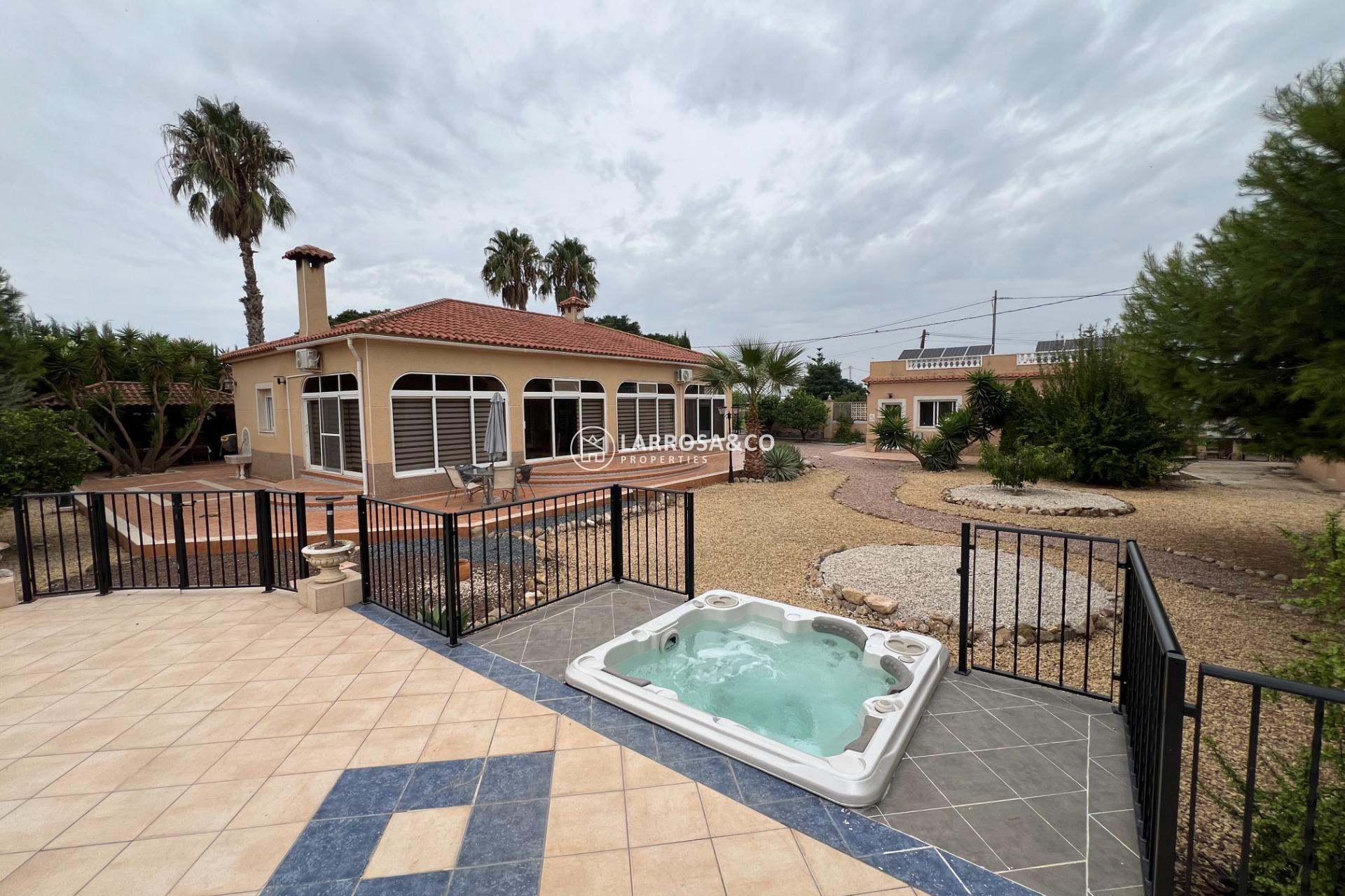 A Vendre - Villa - Dolores - CMNO. ESCORREDOR