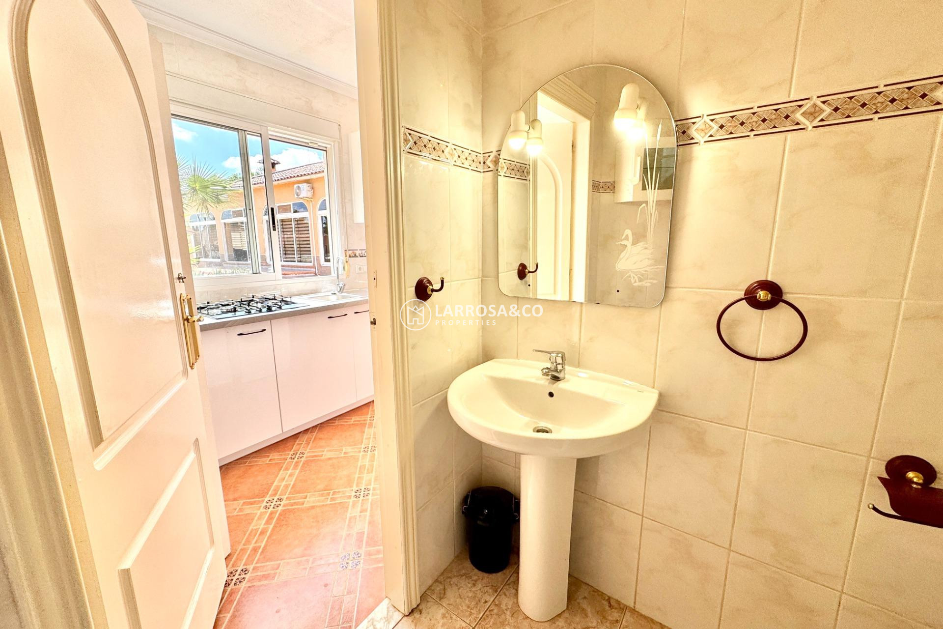 A Vendre - Villa - Dolores - CMNO. ESCORREDOR