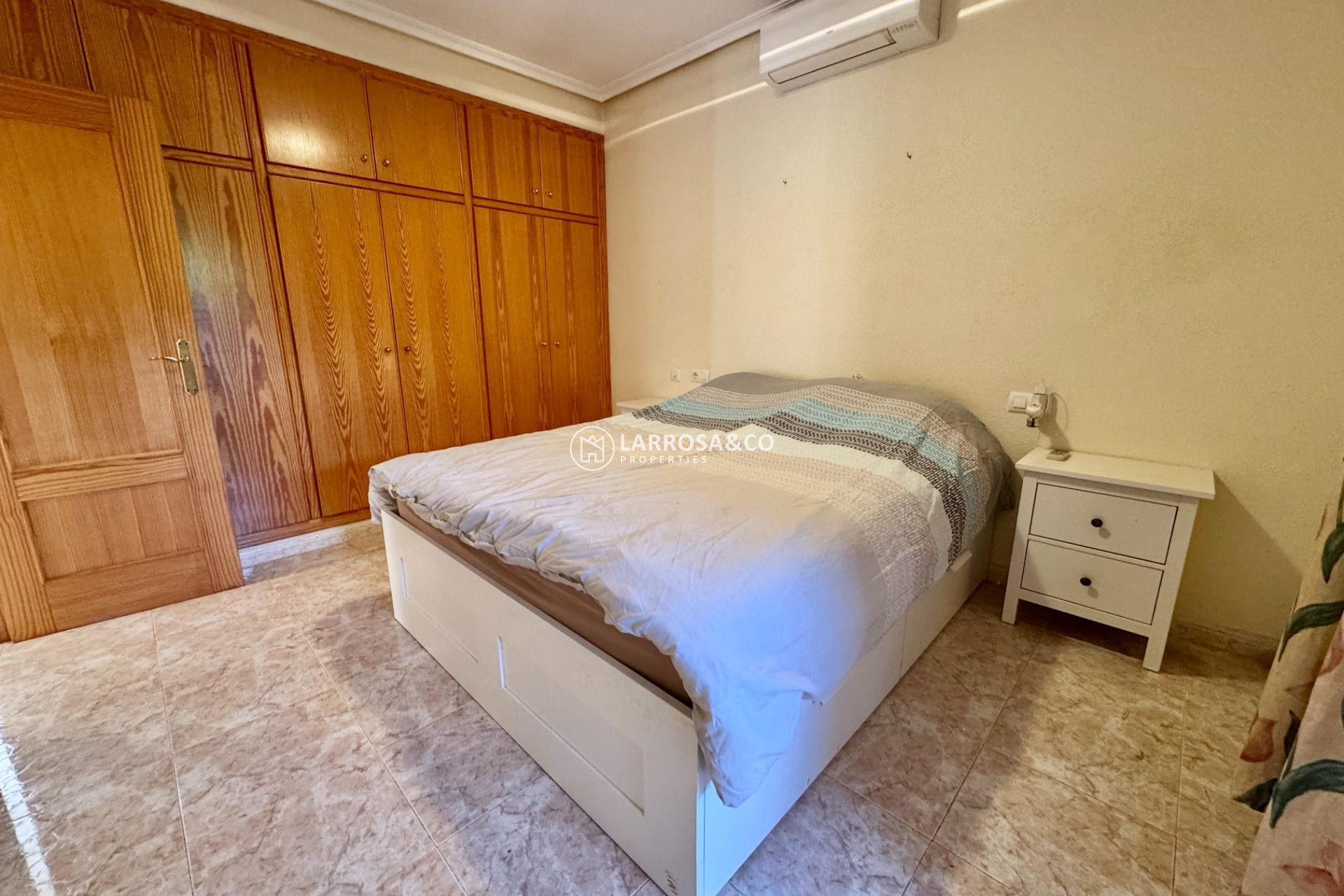 A Vendre - Villa - Dolores - CMNO. ESCORREDOR