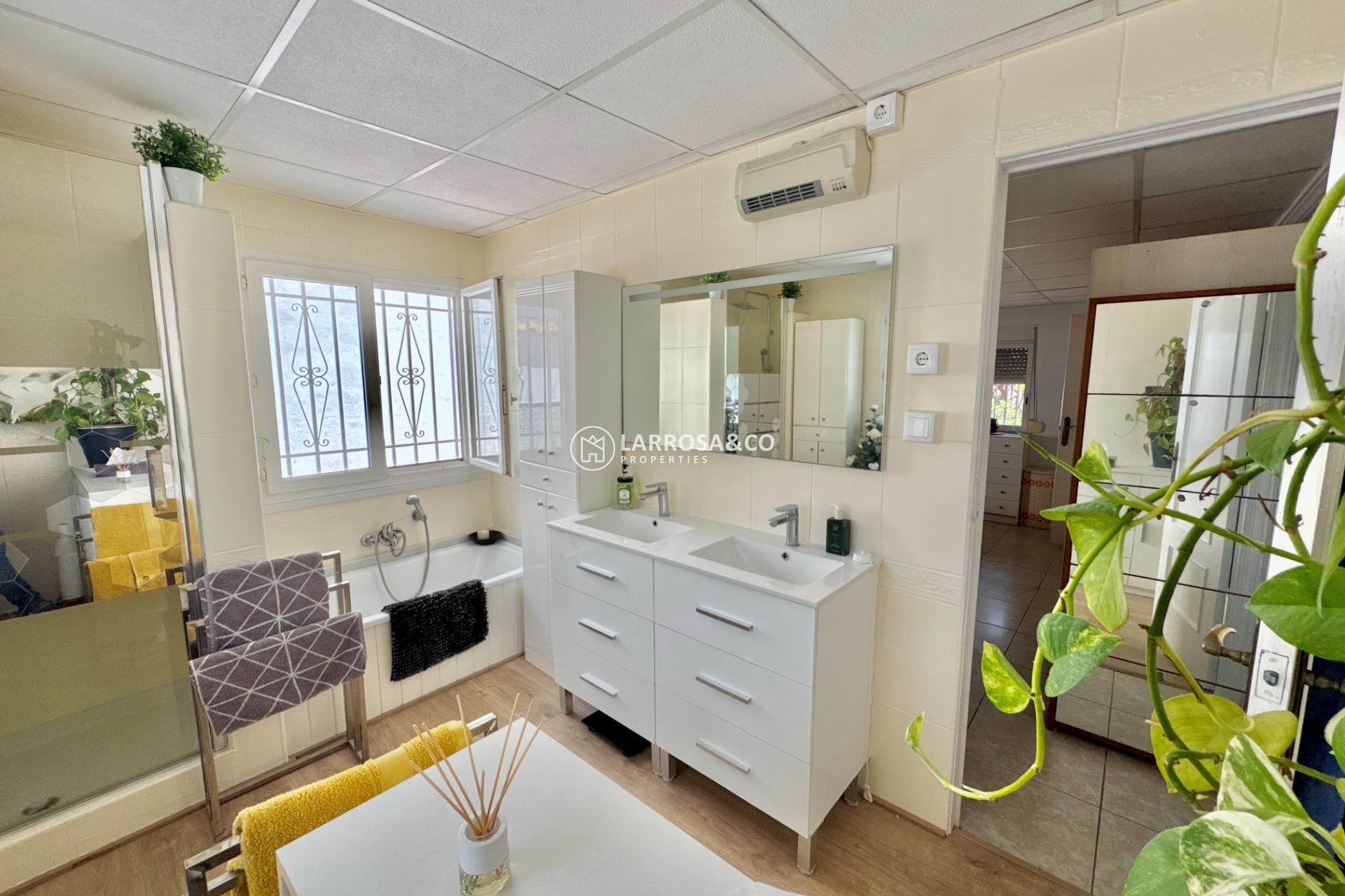 A Vendre - Villa - Dolores - Comunidad valenciana