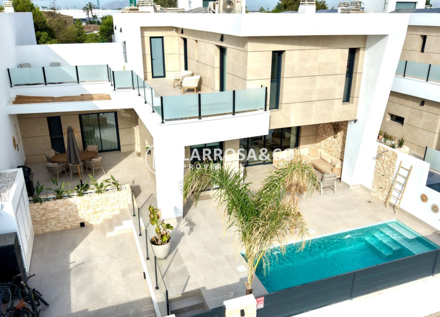 A Vendre - Villa - Dolores - Costa Blanca