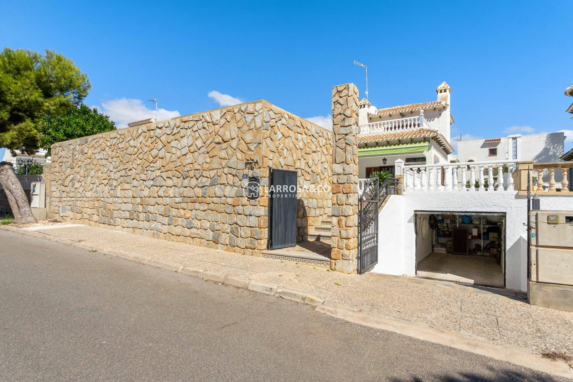 A Vendre - Villa - Orihuela costa - La Zenia