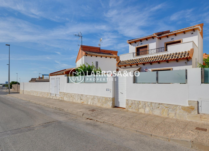 A Vendre - Villa - Orihuela costa - PAU 8