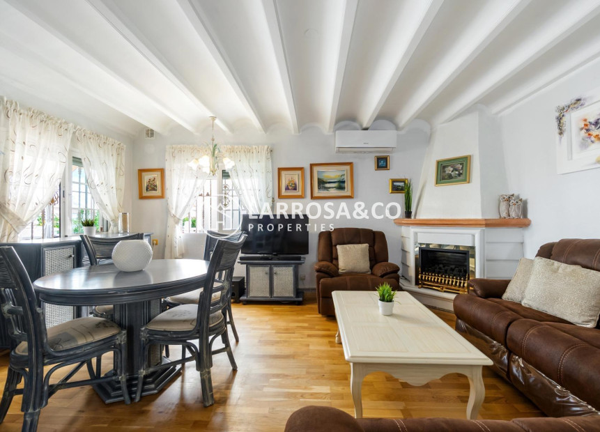 A Vendre - Villa - Orihuela costa - Punta Prima